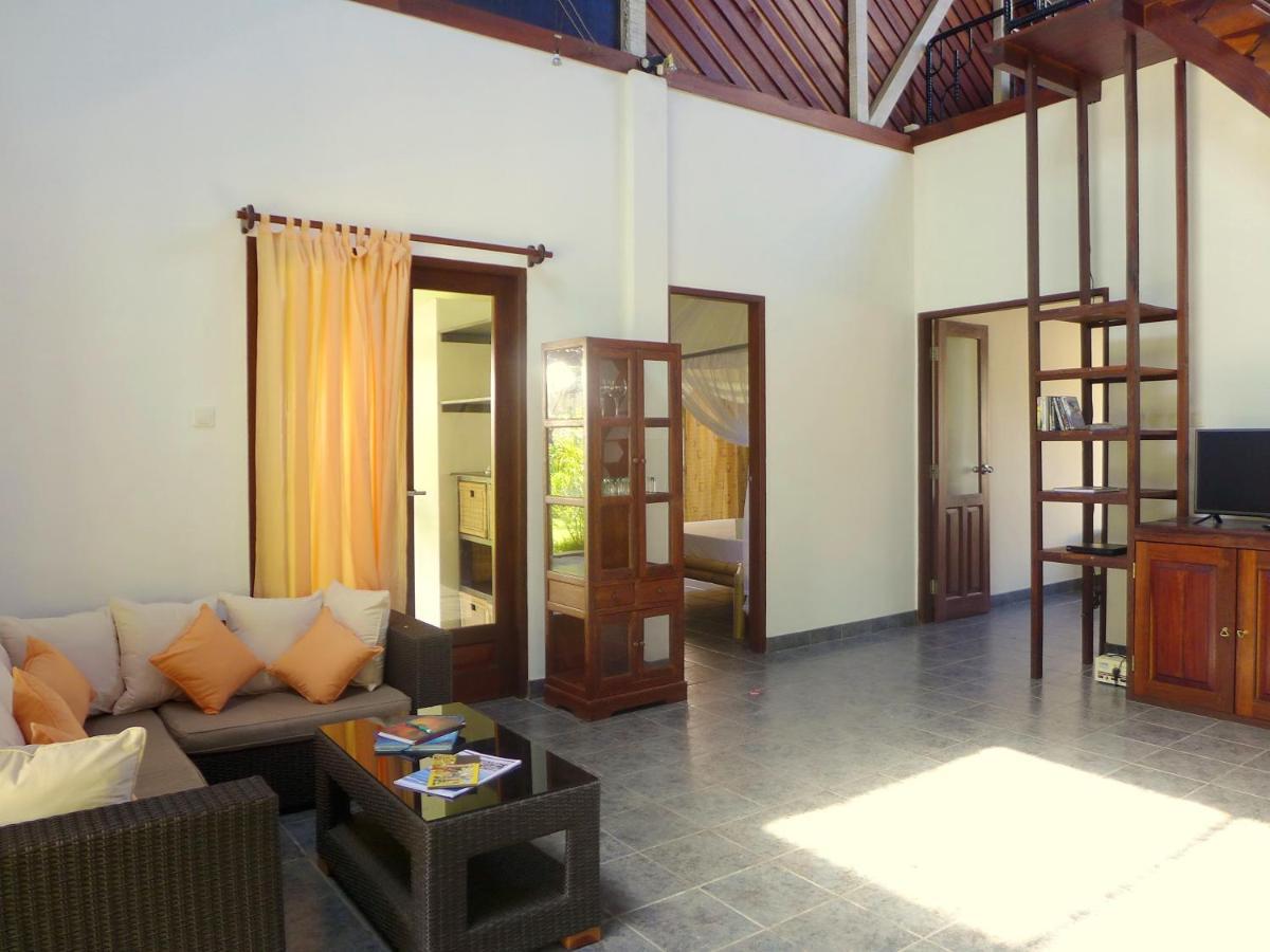 Villa Senang スンギギ 部屋 写真