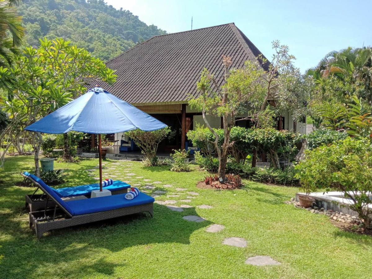 Villa Senang スンギギ エクステリア 写真